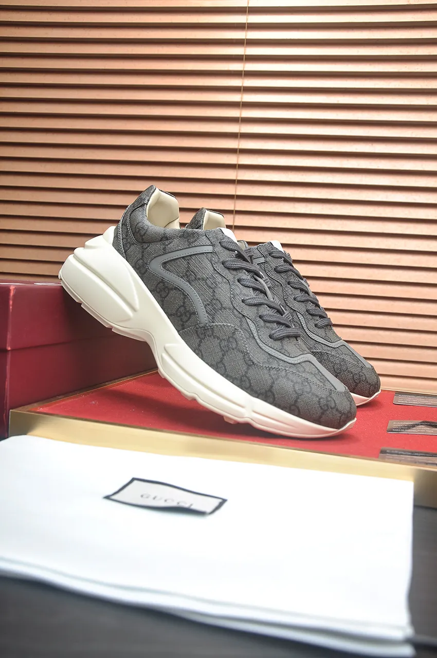 Men's shoes 💰540💶【GUCCI】 (couple style) (the highest version of Gucci's popular dad shoes. 🚹🚹2023 counter sales simultaneously ,, the upper is made of imported cowhide, comfortable sheepskin lining, great foot feel, original lightweight shock-absorbing thickened foam outsole, simple color matching, versatile and handsome, code number: 35-40 for women, 38-45 for men (45 is customized and non-returnable) "Full set of packaging, card, certificate, cloth bag, handbag"